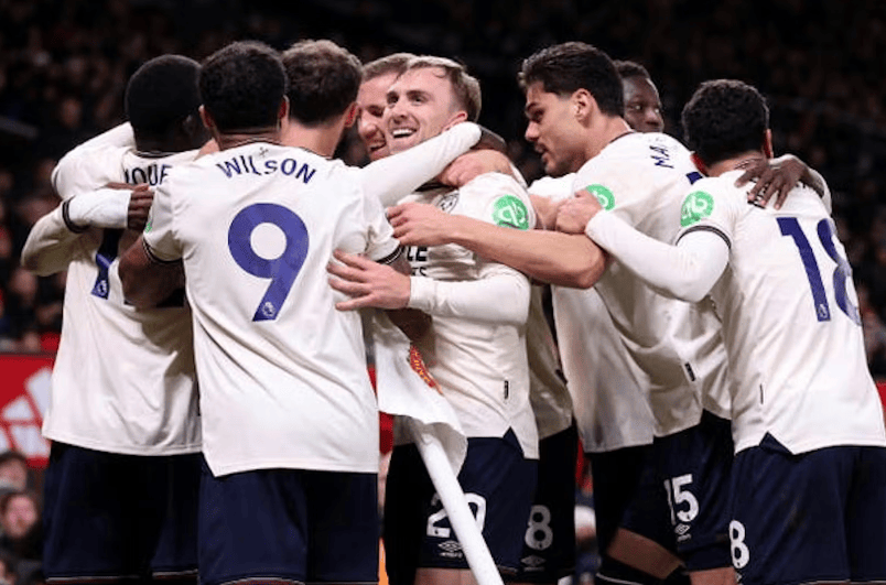 这也行？西汉姆迎欧冠关键赛冲刺阶段武汉三镇备战欧冠，风云突变萨克拉门托国王清晨造点机会的简单介绍