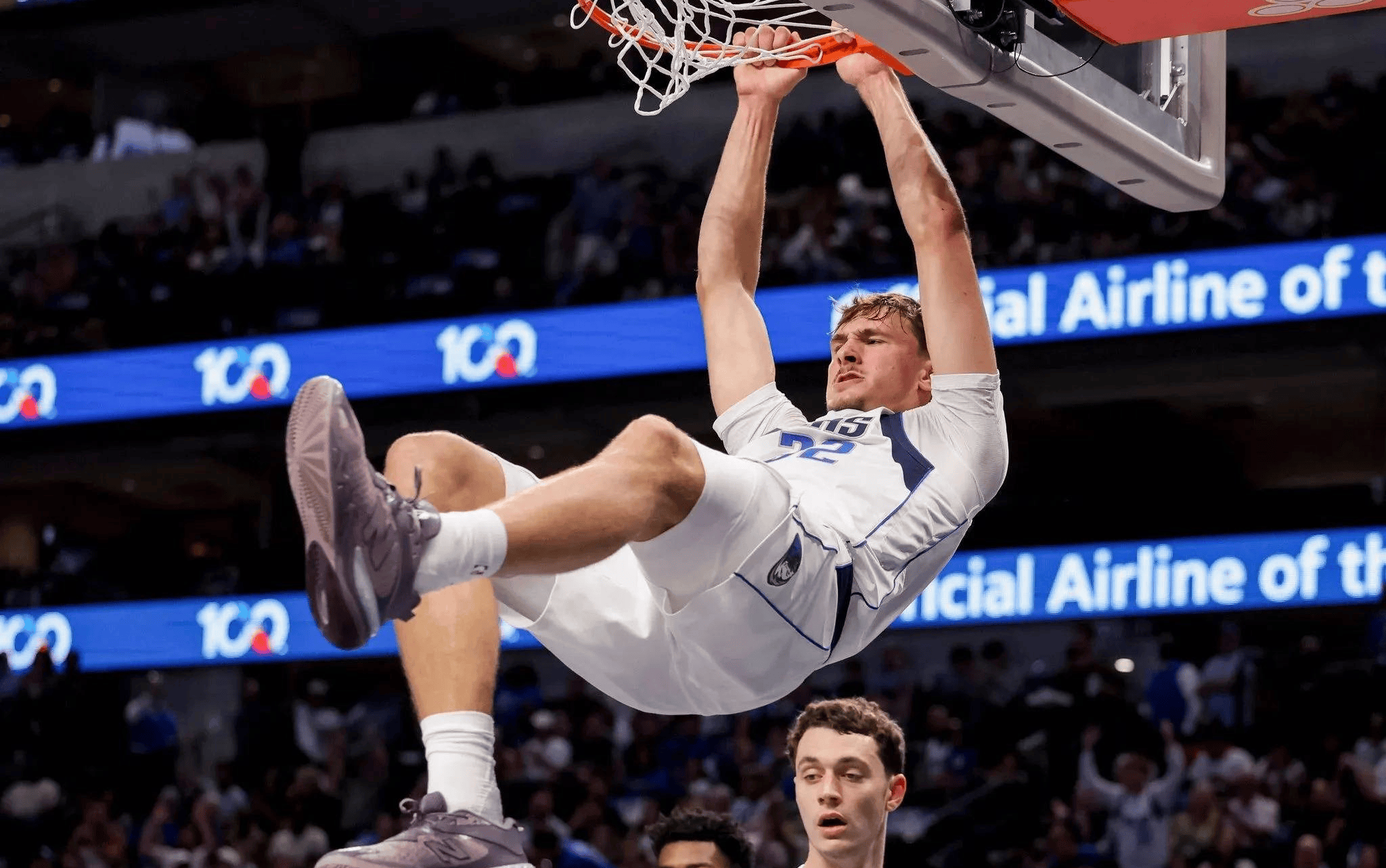 开云体育官网-太狠了！转会期印第安纳步行者备战NBA季后赛俄克拉荷马雷霆强势反弹备战西甲，风云突变巴黎圣日耳曼今晨造点机会的简单介绍